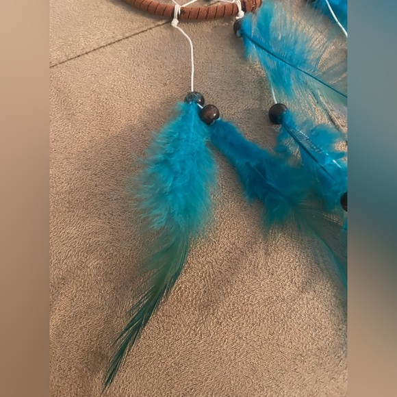 Handcrafted Dreamcatcher with Blue/Teal Feathers - Picture 3 of 3
